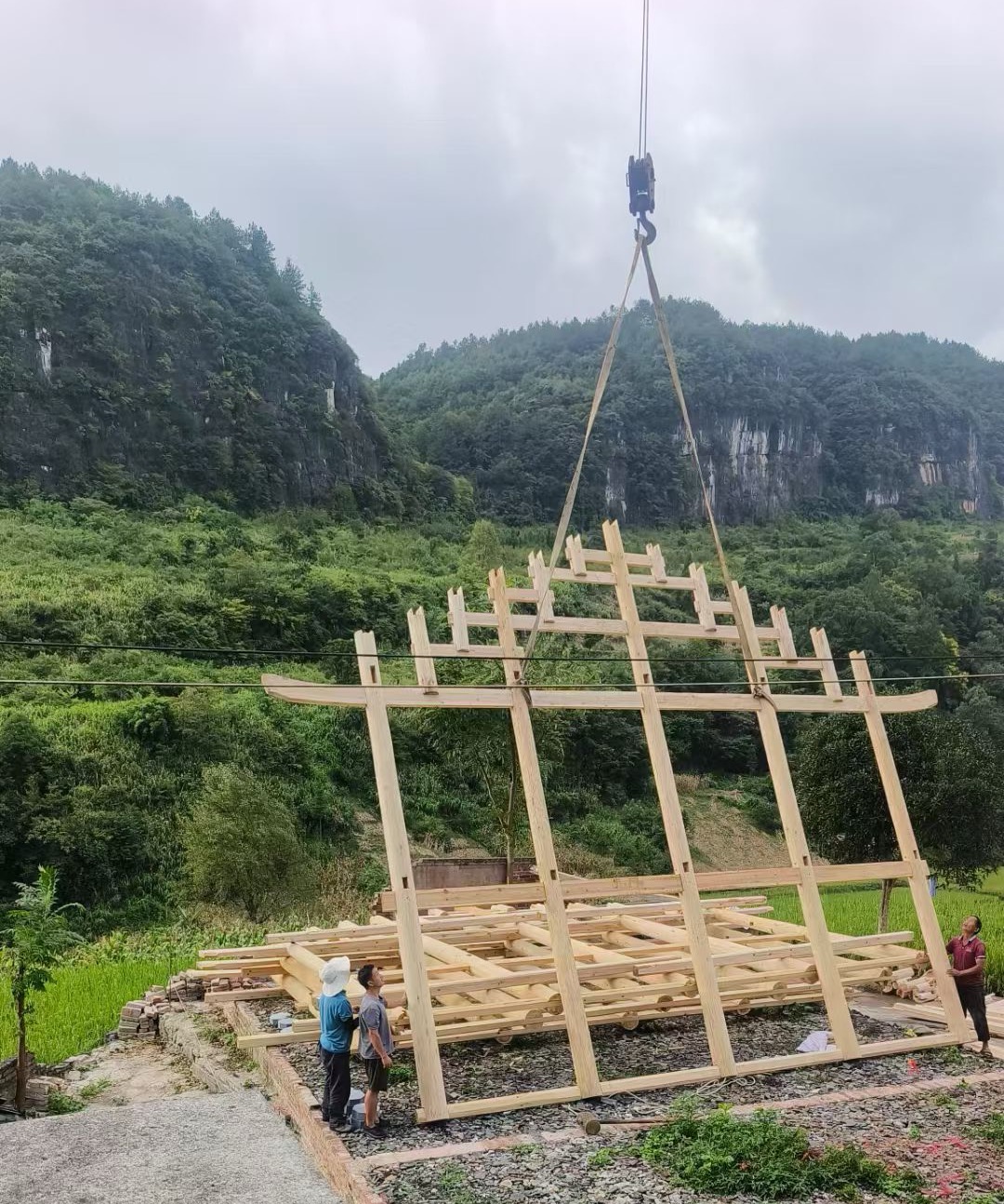 通州区汽车吊出租公司怎么保证发动机散热问题